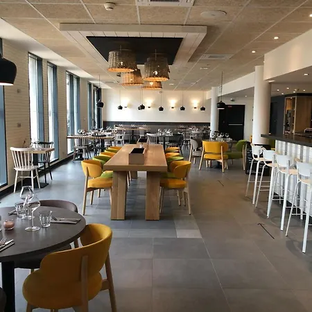 Campanile Rungis - Orly Hotel 3*
