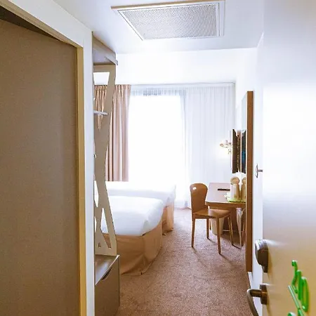 Campanile Prime - Rungis Orly Hotel 3*