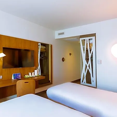 Otel Campanile Prime - Rungis Orly 3*